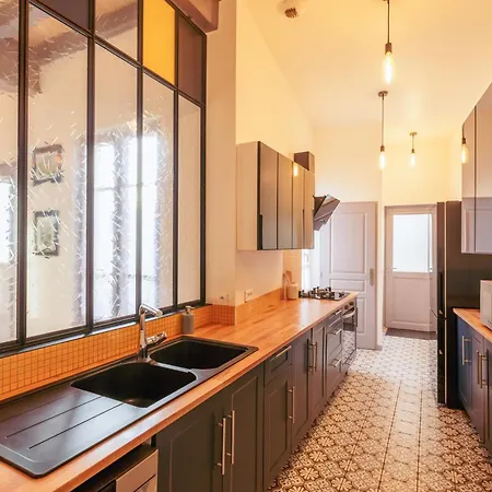 4 Privees Au Coeur De Figeac, 4 Chambres, 4 Salles De Bain, Jardin *