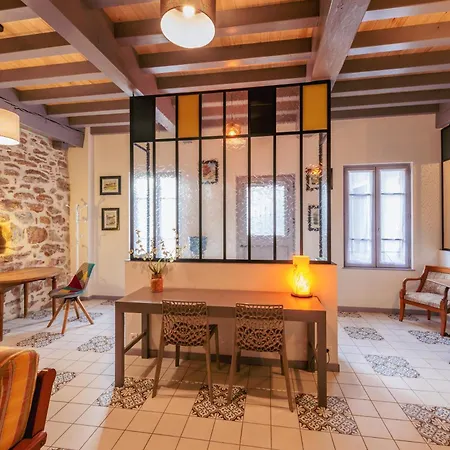 4 Privées Au Coeur De Figeac, 4 Chambres, 4 Salles De Bain, Jardin Сasa de vacaciones *