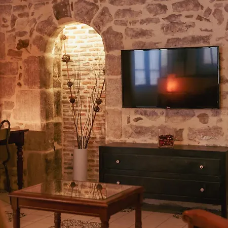 4 Privées Au Coeur De Figeac, 4 Chambres, 4 Salles De Bain, Jardin * Figeac