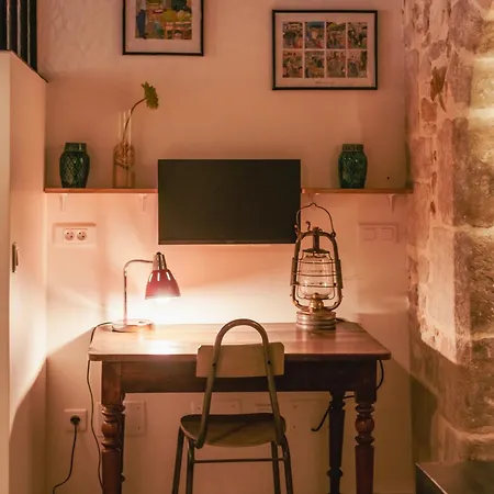 Maison Caviale, 4 Privees Au Coeur De Figeac, 4 Chambres, 4 Salles De Bain, Jardin