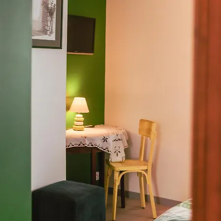 Maison Caviale, 4 Privees Au Coeur De Figeac, 4 Chambres, 4 Salles De Bain, Jardin フィジャック