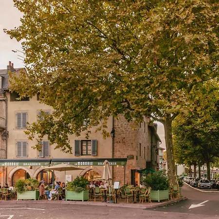 別荘 Maison Caviale, 4 Privees Au Coeur De Figeac, 4 Chambres, 4 Salles De Bain, Jardin