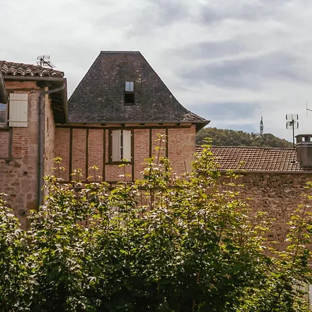 Nyaraló 4 Privees Au Coeur De Figeac, 4 Chambres, 4 Salles De Bain, Jardin *