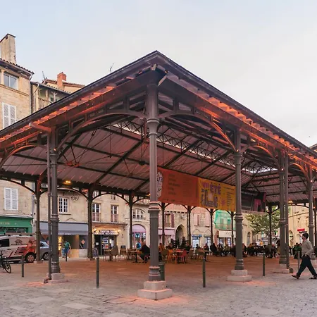 Maison Caviale, 4 Privees Au Coeur De Figeac, 4 Chambres, 4 Salles De Bain, Jardin * フィジャック